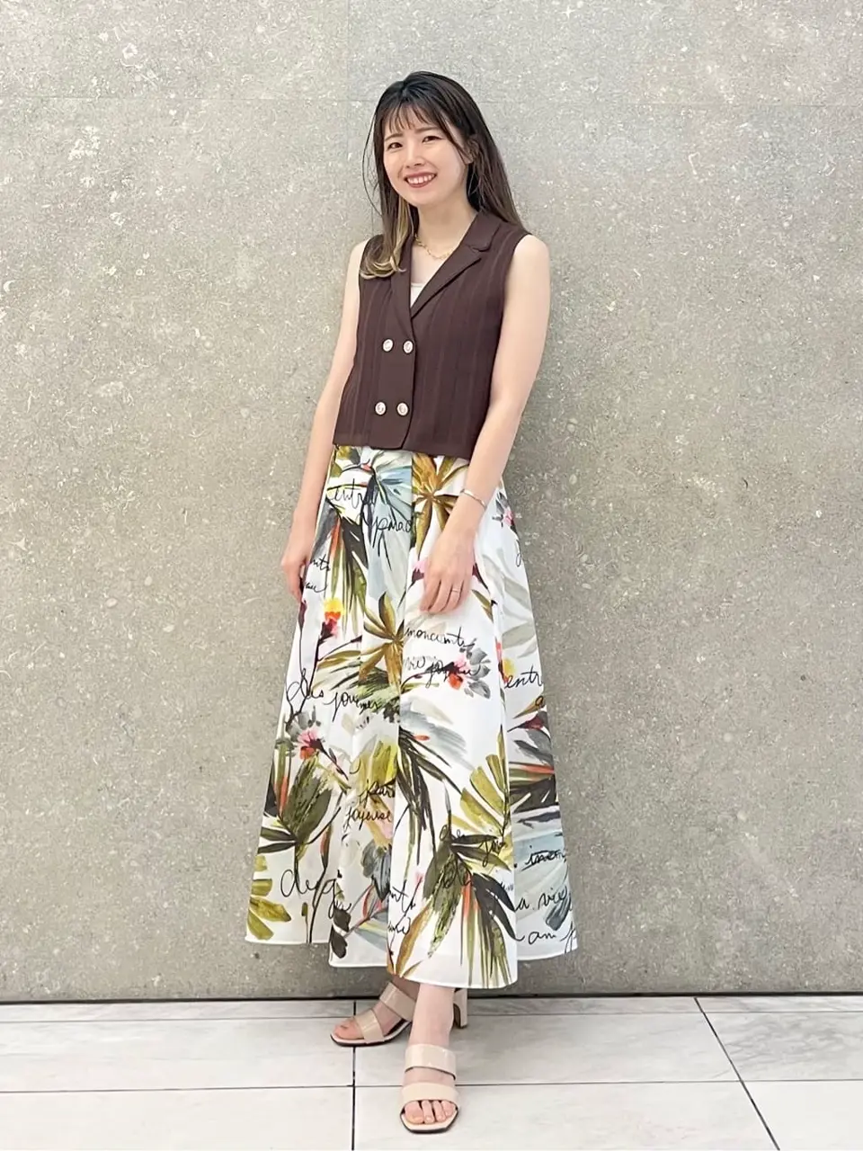 GRACE CONTINENTAL minami コーディネート画像