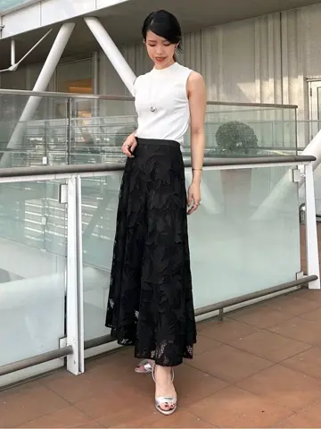 GRACE CONTINENTAL FUKUSHIMA YURIE コーディネート画像