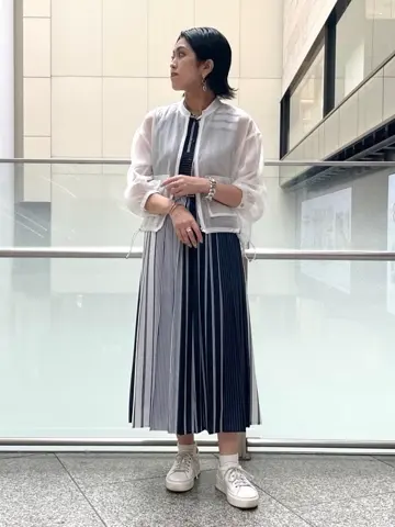 GRACE CONTINENTAL yoshi コーディネート画像