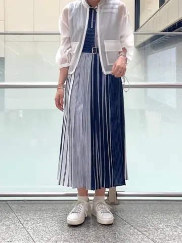 GRACE CONTINENTAL yoshi コーディネート画像