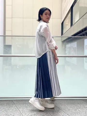 GRACE CONTINENTAL yoshi コーディネート画像