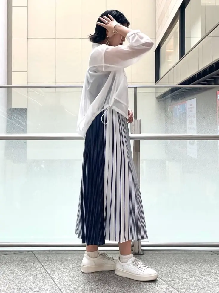 GRACE CONTINENTAL yoshi コーディネート画像