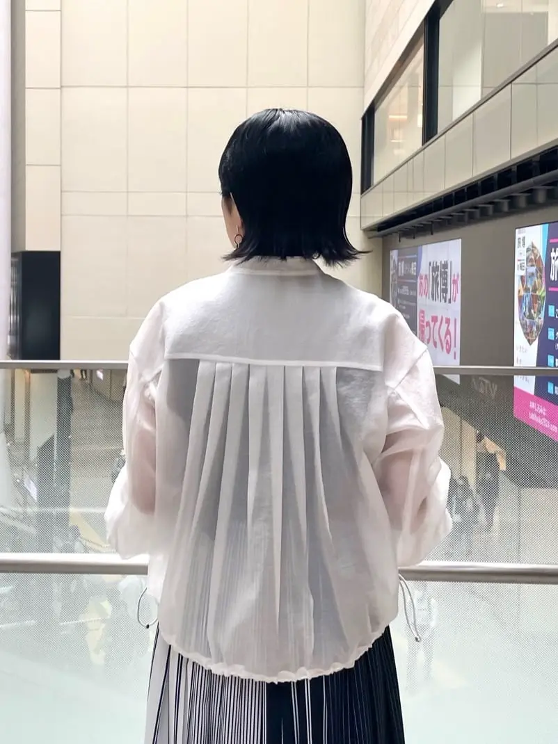 GRACE CONTINENTAL yoshi コーディネート画像