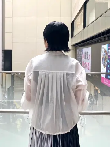 GRACE CONTINENTAL yoshi コーディネート画像