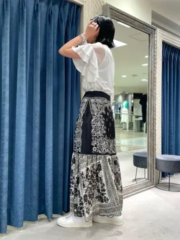 GRACE CONTINENTAL yoshi コーディネート画像