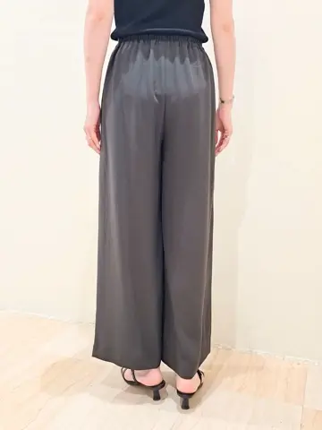 GRACE CONTINENTAL 今野　志保 コーディネート画像