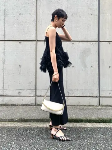 GRACE CONTINENTAL haruka iwasaki コーディネート画像