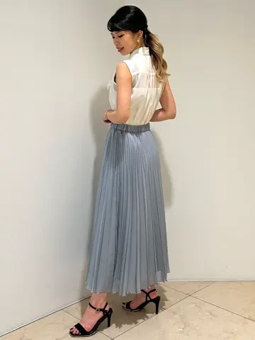 GRACE CONTINENTAL FUKUSHIMA YURIE コーディネート画像