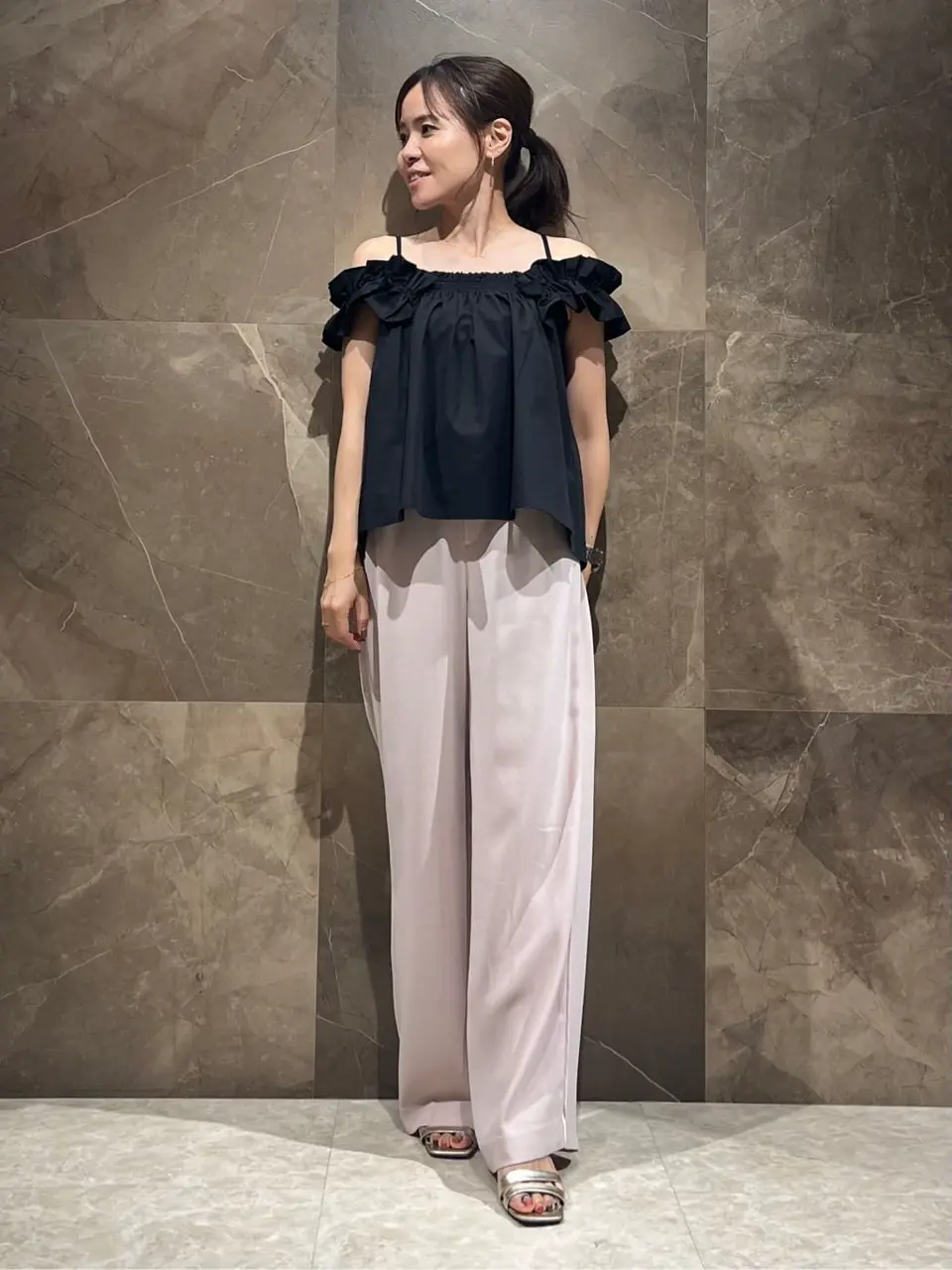 GRACE CONTINENTAL 穐山　香織 コーディネート画像