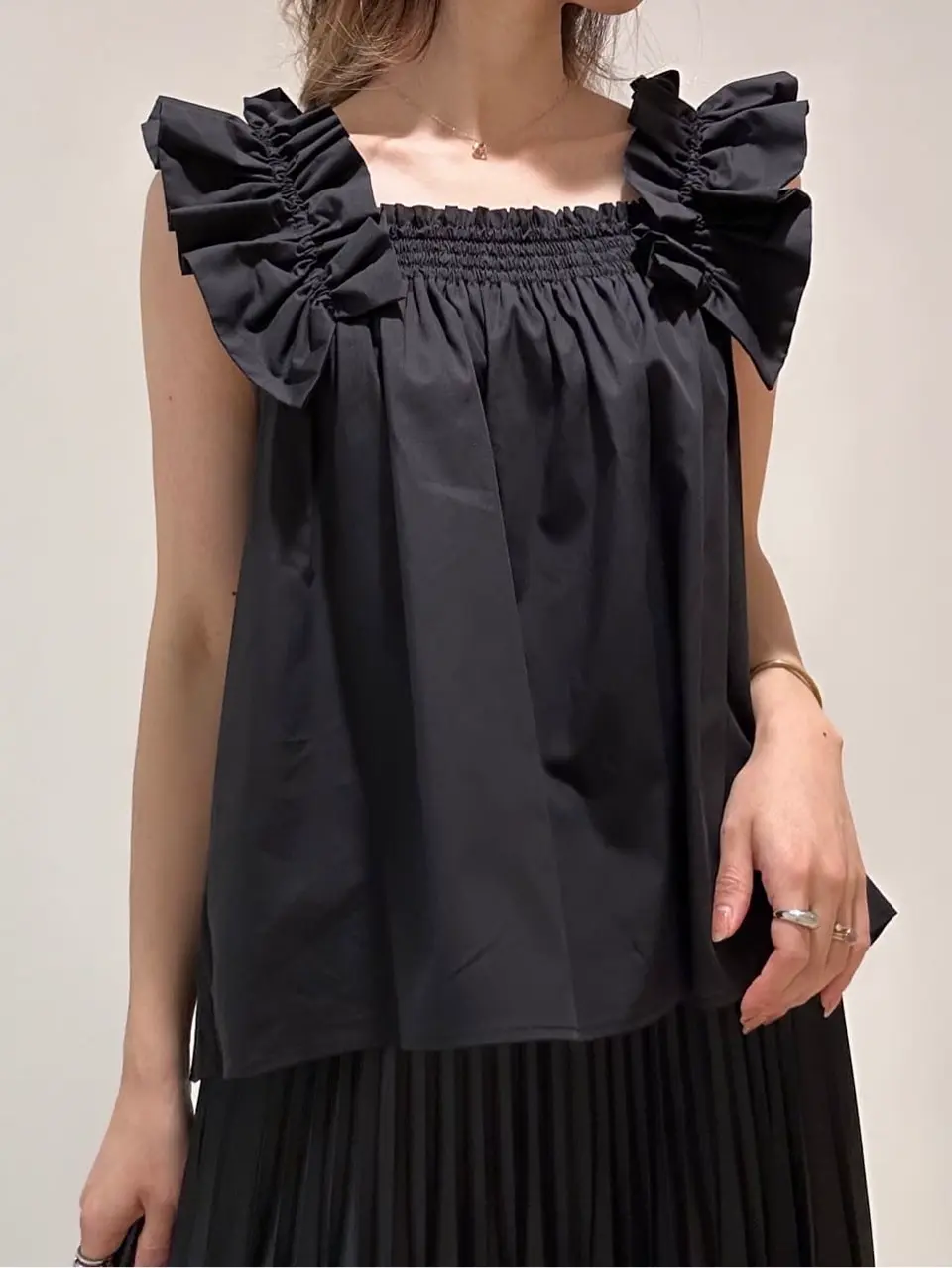 GRACE CONTINENTAL FUKUSHIMA YURIE コーディネート画像