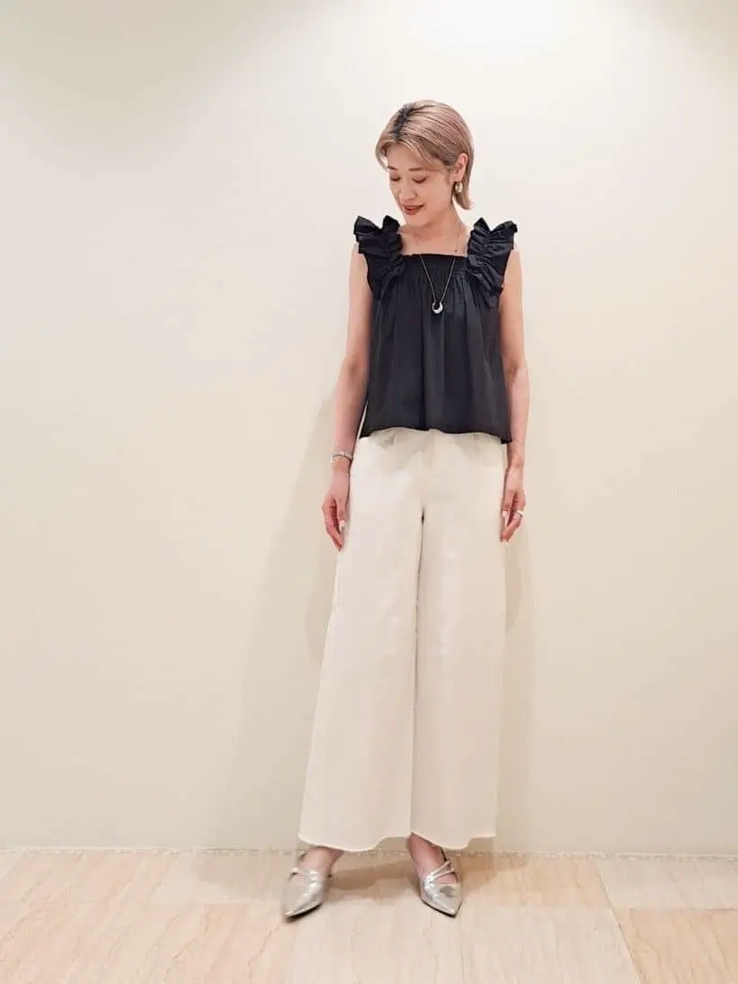 GRACE CONTINENTAL 今野　志保 コーディネート画像