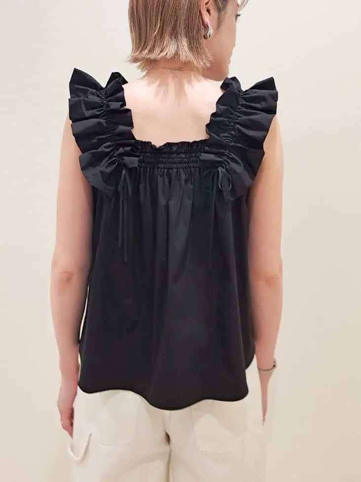 GRACE CONTINENTAL 今野　志保 コーディネート画像