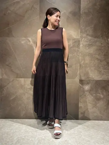 GRACE CONTINENTAL 穐山　香織 コーディネート画像