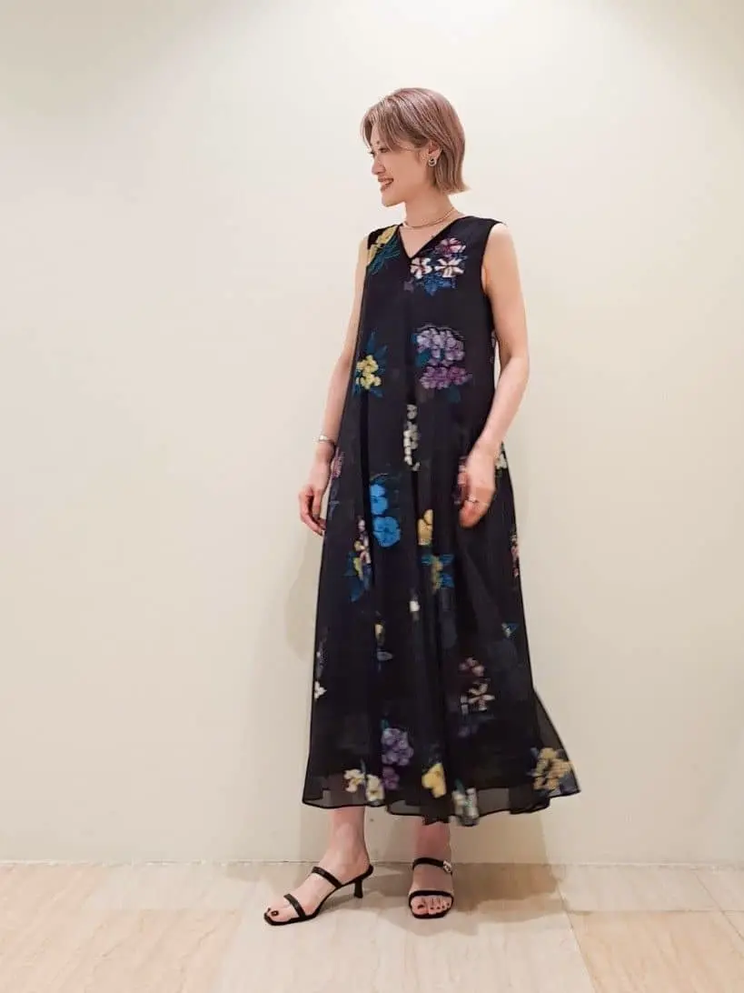 GRACE CONTINENTAL 今野　志保 コーディネート画像