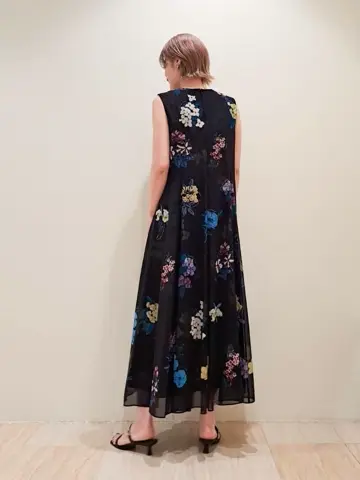 GRACE CONTINENTAL 今野　志保 コーディネート画像