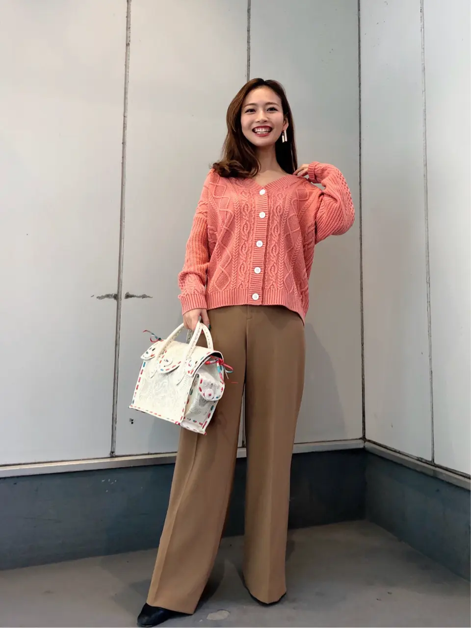  加藤   恵理奈 コーディネート画像