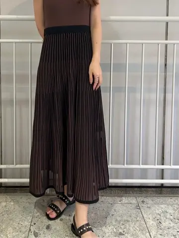 GRACE CONTINENTAL 加藤   恵理奈 コーディネート画像