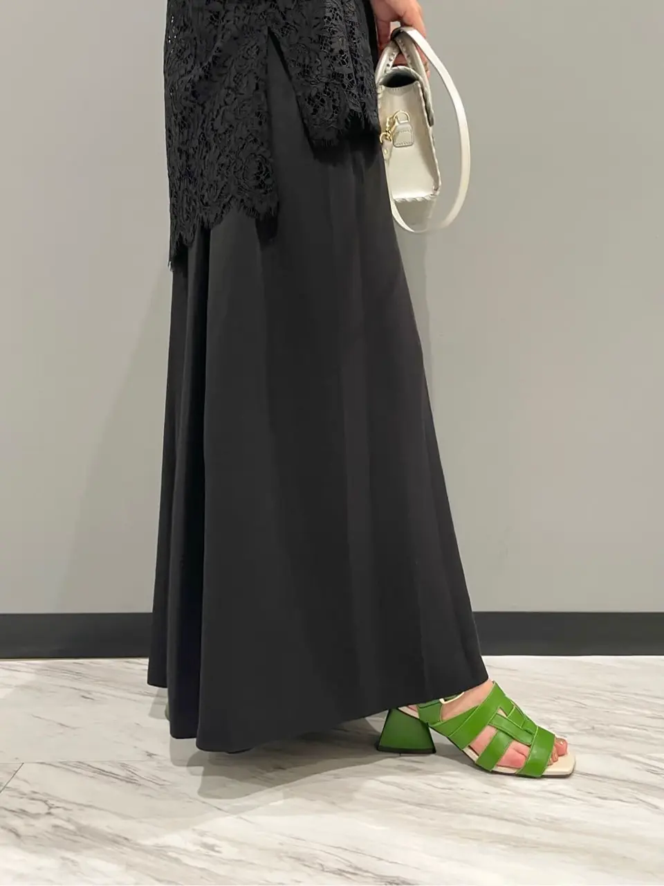 GRACE CONTINENTAL yoshi コーディネート画像