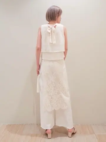 GRACE CONTINENTAL 今野　志保 コーディネート画像