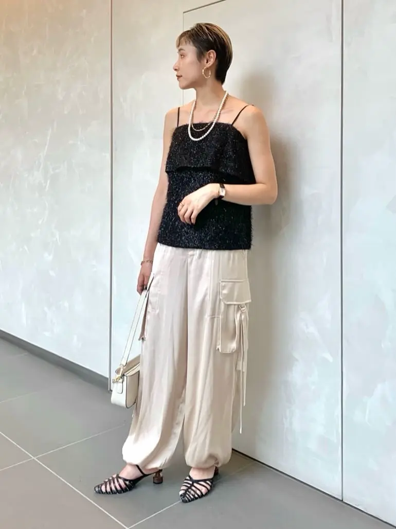 GRACE CONTINENTAL haruka iwasaki コーディネート画像