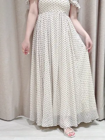 GRACE CONTINENTAL SAYUMI Nagashima コーディネート画像