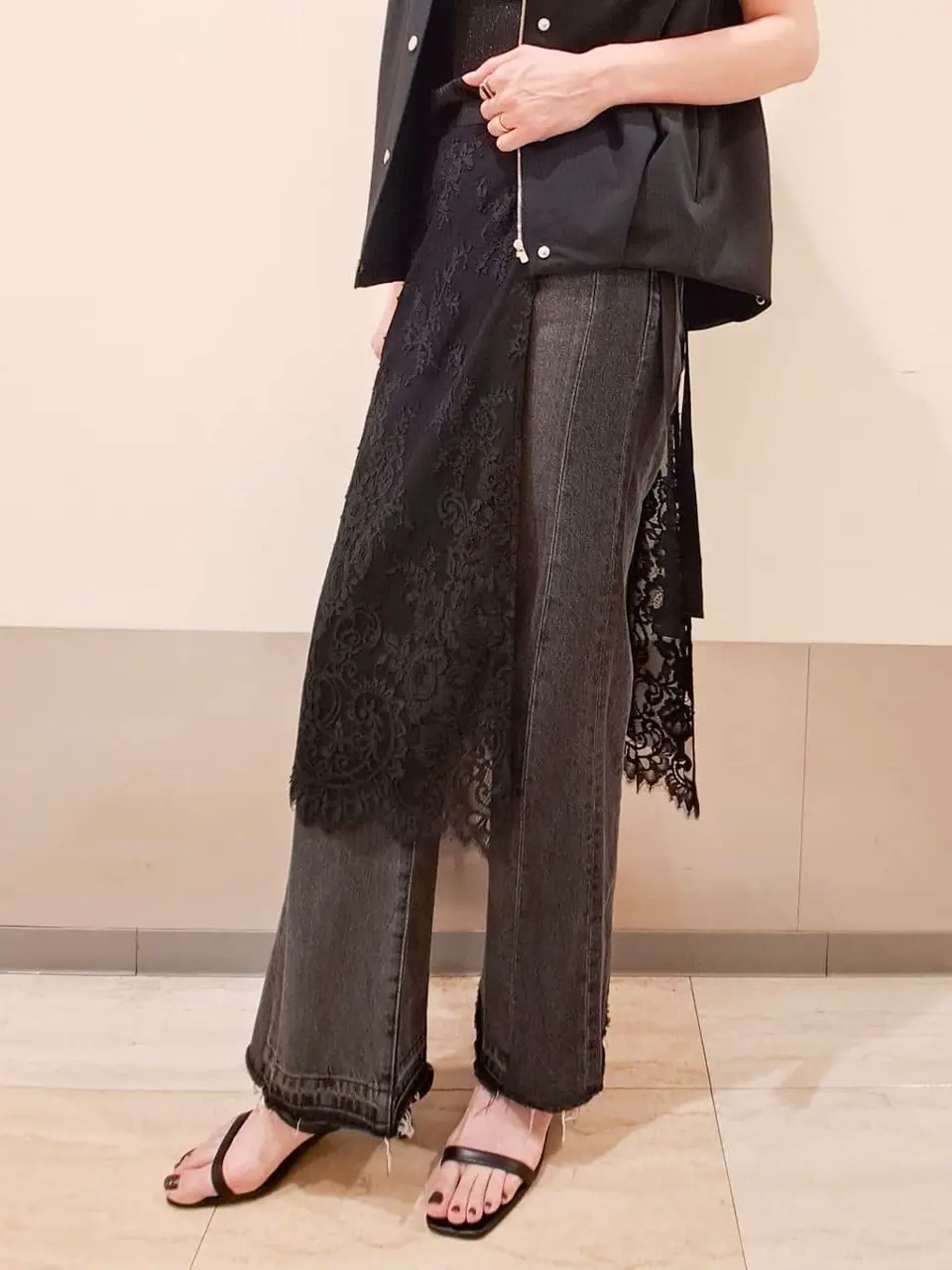 GRACE CONTINENTAL 今野　志保 コーディネート画像