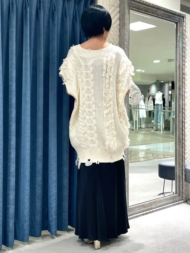 GRACE CONTINENTAL yoshi コーディネート画像