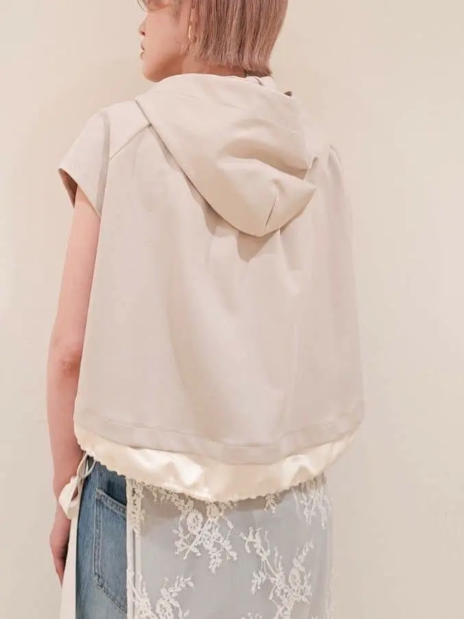 GRACE CONTINENTAL 今野　志保 コーディネート画像