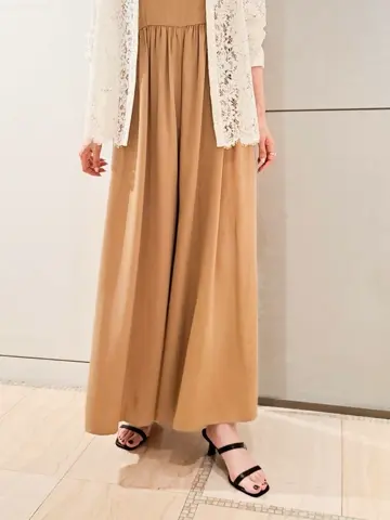 GRACE CONTINENTAL 今野　志保 コーディネート画像