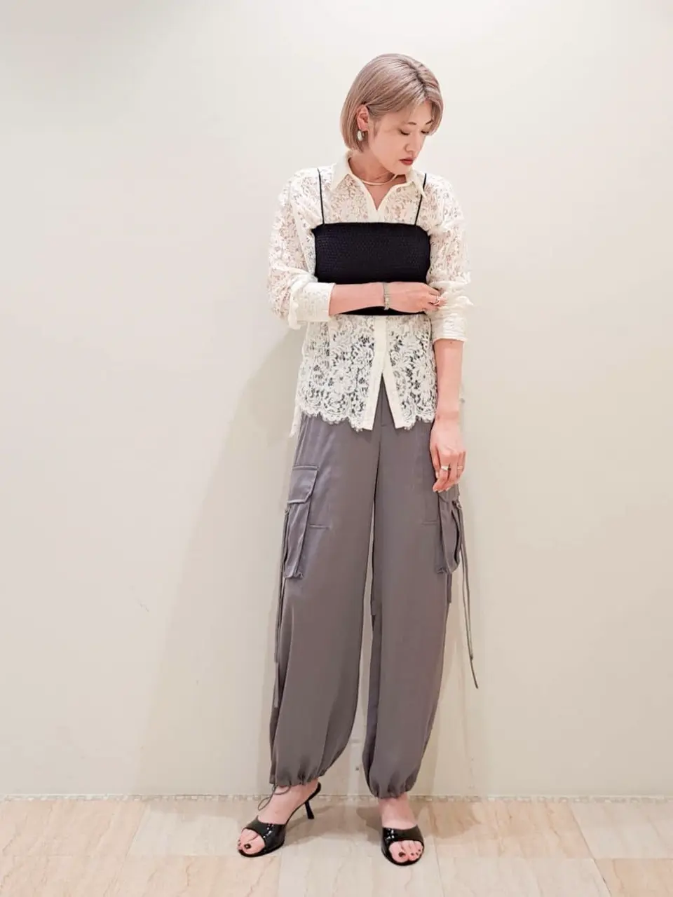 GRACE CONTINENTAL 今野　志保 コーディネート画像