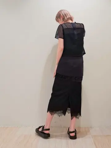 GRACE CONTINENTAL 今野　志保 コーディネート画像