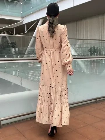 GRACE CONTINENTAL FUKUSHIMA YURIE コーディネート画像