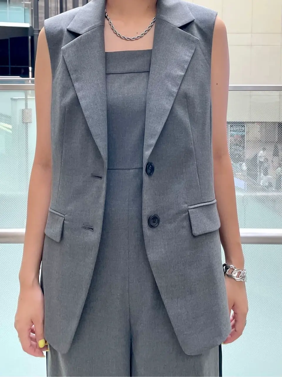 GRACE CONTINENTAL yoshi コーディネート画像