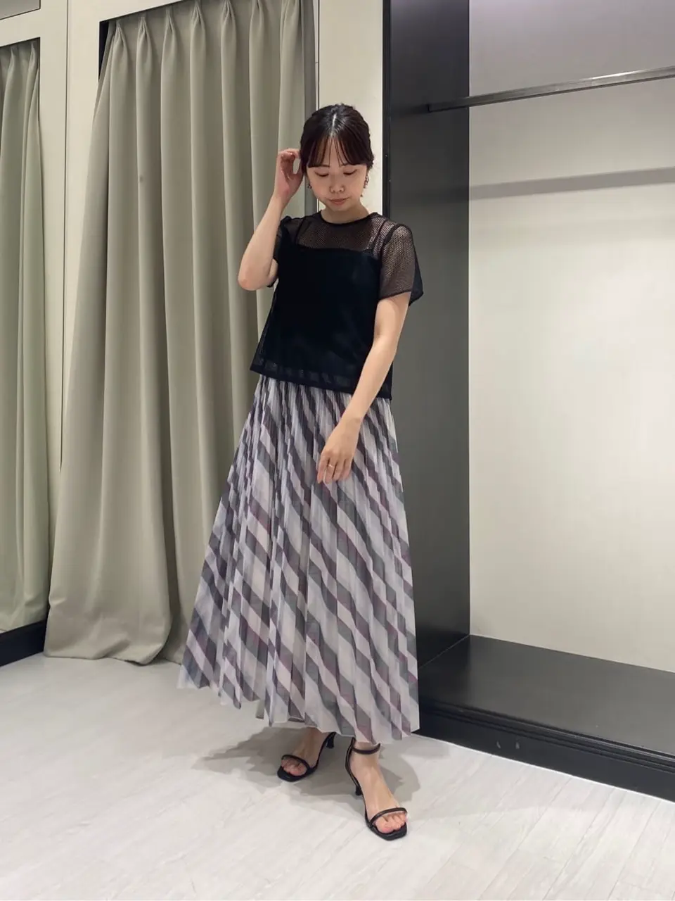 GRACE CONTINENTAL Abe コーディネート画像