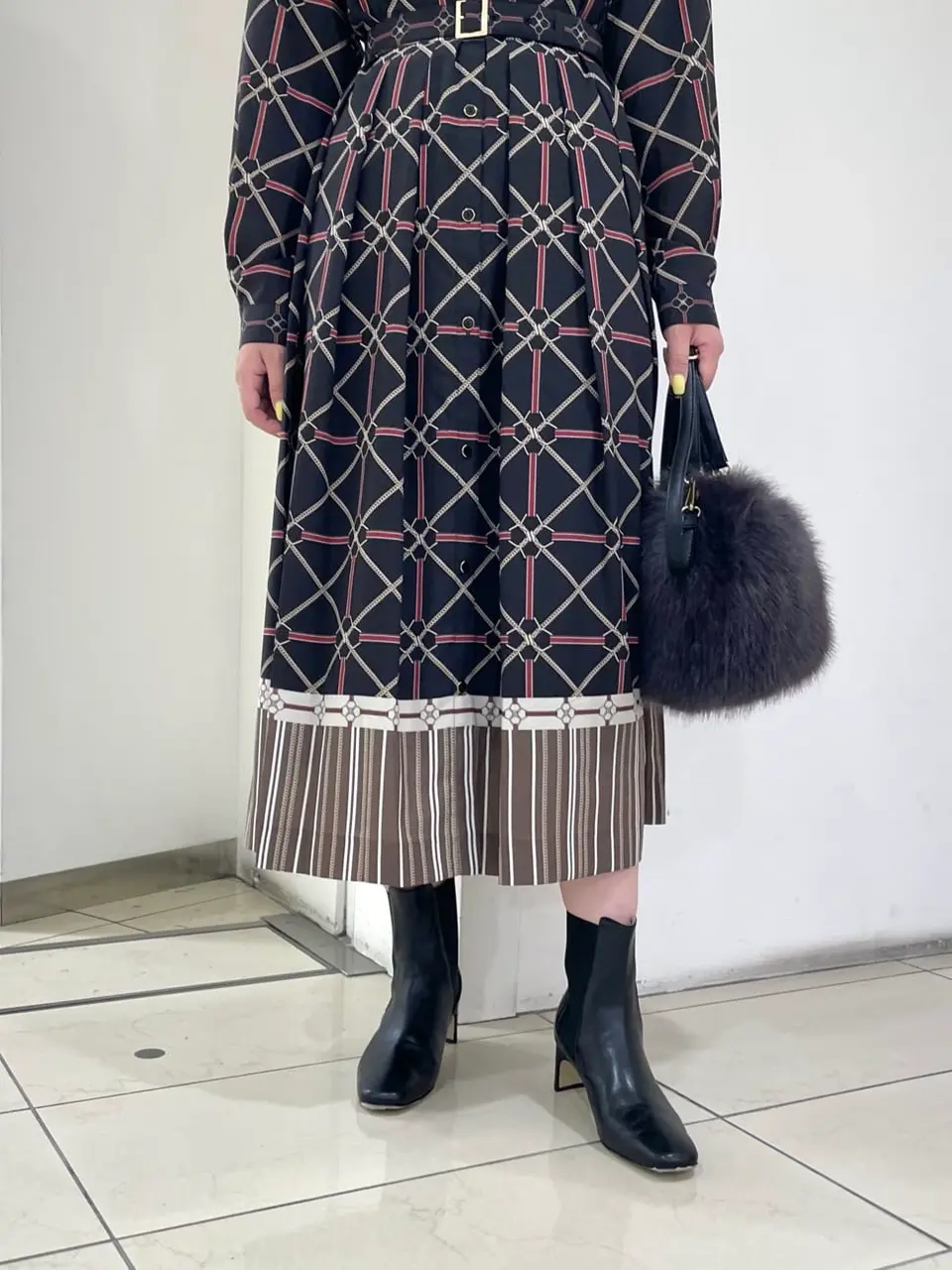 GRACE CONTINENTAL yoshi コーディネート画像