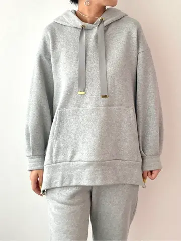 GRACE CONTINENTAL yoshi コーディネート画像