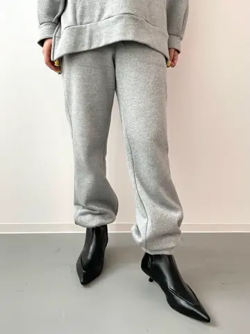 GRACE CONTINENTAL yoshi コーディネート画像