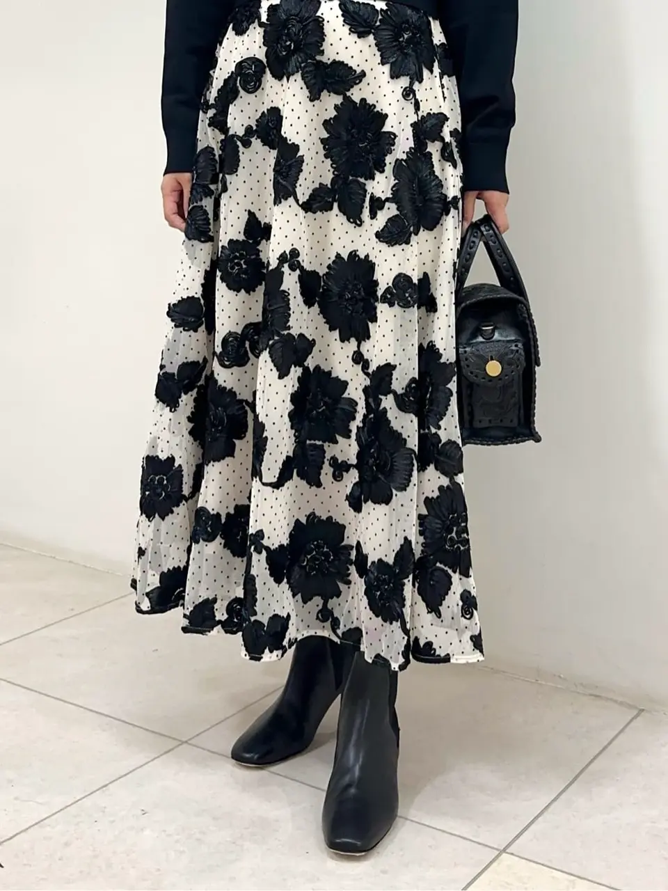 GRACE CONTINENTAL MORITA AI コーディネート画像