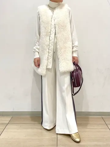 GRACE CONTINENTAL yoshi コーディネート画像