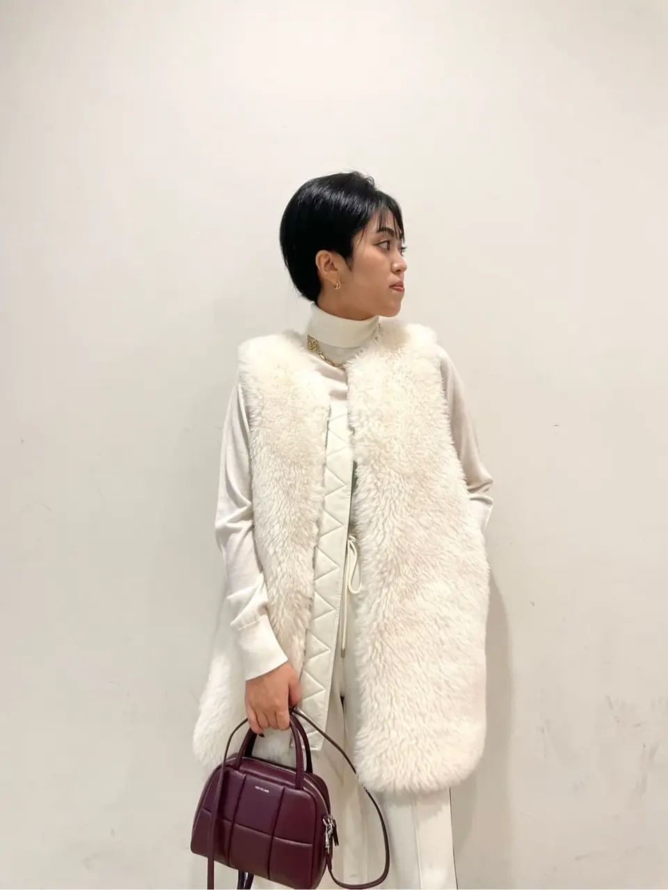 GRACE CONTINENTAL yoshi コーディネート画像