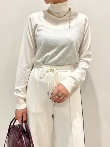 GRACE CONTINENTAL yoshi コーディネート画像