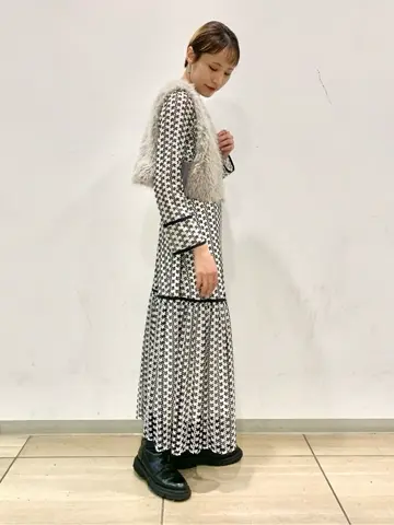 GRACE CONTINENTAL haruka iwasaki コーディネート画像