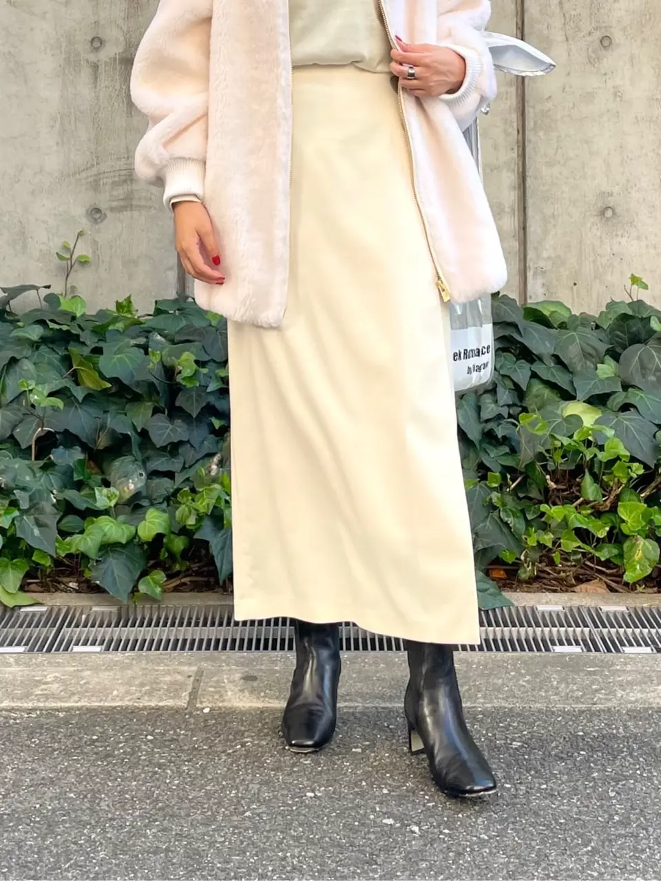 GRACE CONTINENTAL yoshi コーディネート画像