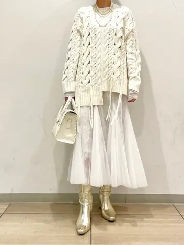 GRACE CONTINENTAL yoshi コーディネート画像