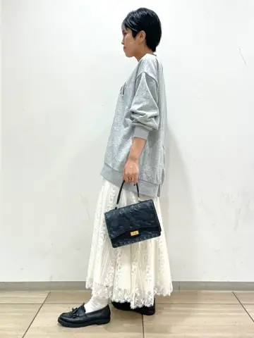 GRACE CONTINENTAL yoshi コーディネート画像