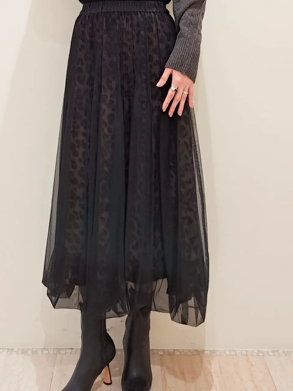 GRACE CONTINENTAL 今野　志保 コーディネート画像