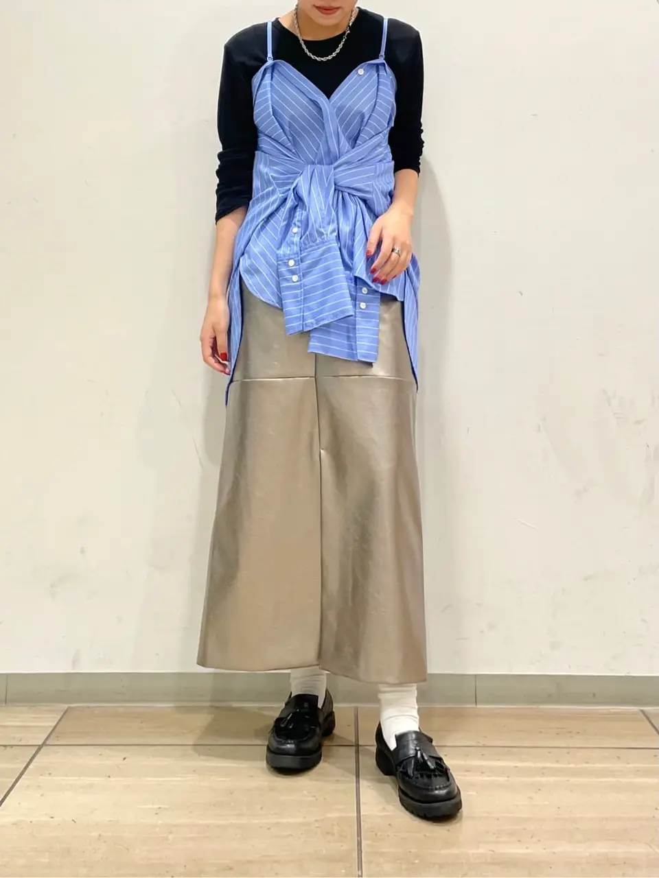 GRACE CONTINENTAL yoshi コーディネート画像