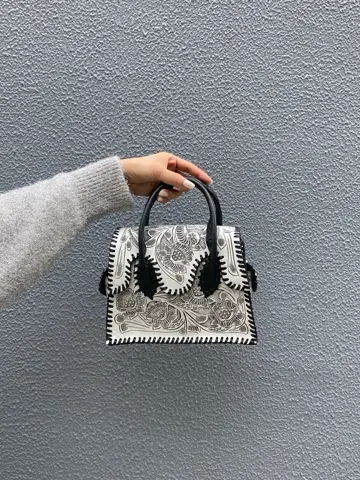 GRACE CONTINENTAL miyata コーディネート画像