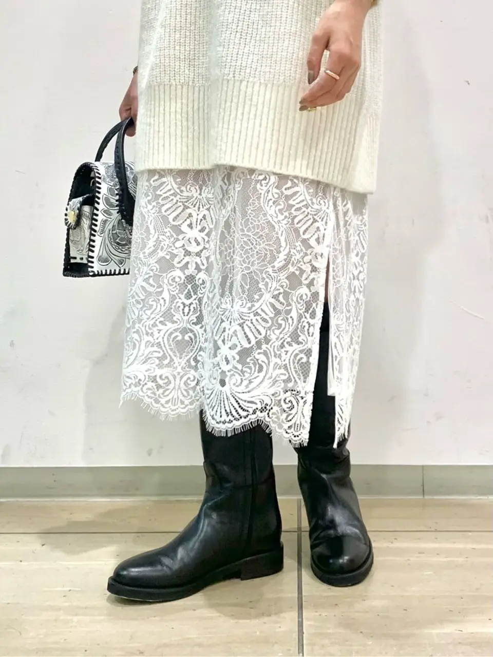 GRACE CONTINENTAL haruka iwasaki コーディネート画像