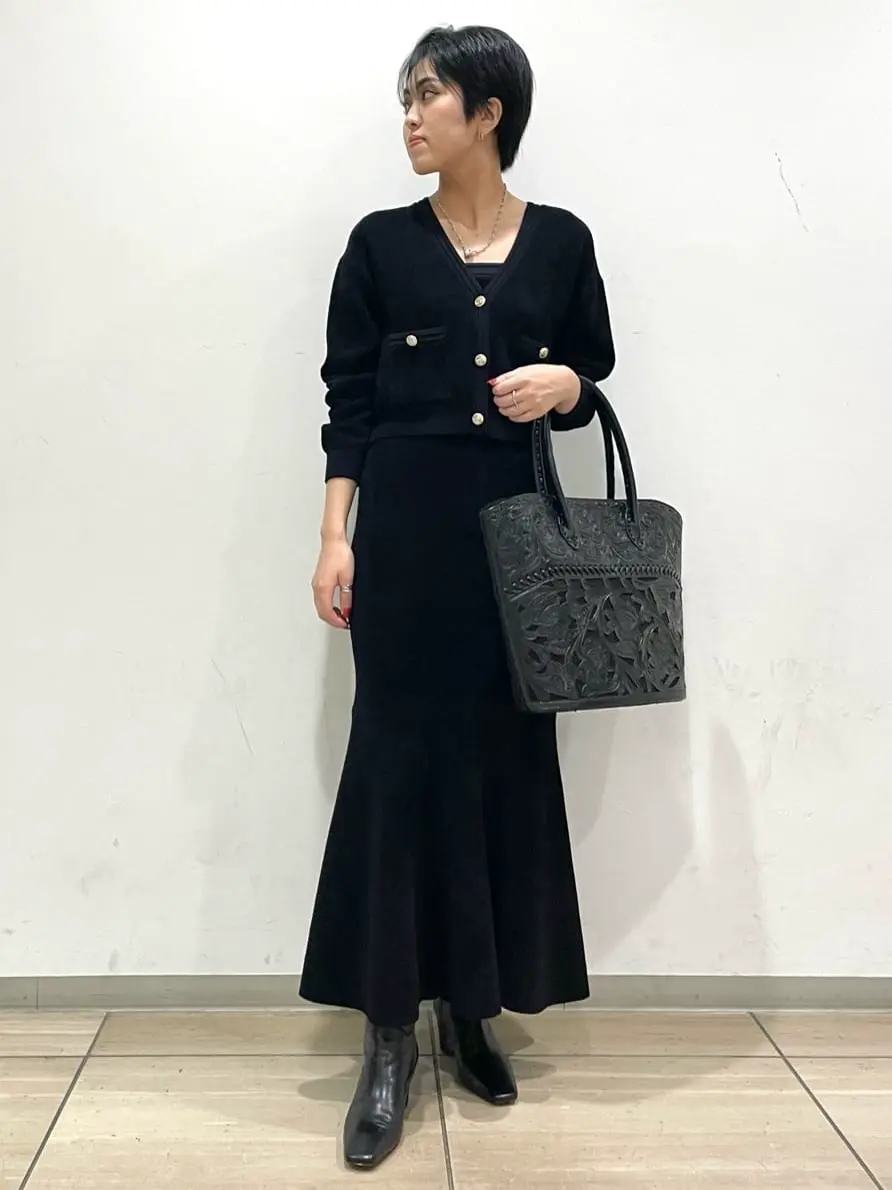 GRACE CONTINENTAL yoshi コーディネート画像